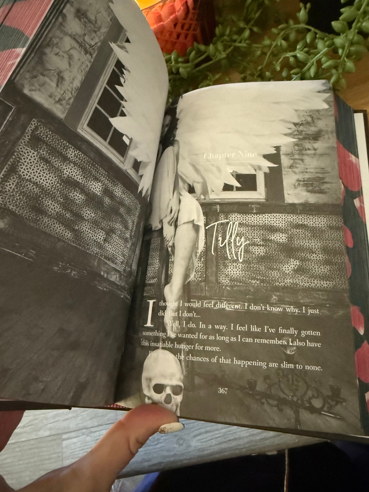 Valentino Heirs Omnibus - Damaged Kickstarter Hardcover