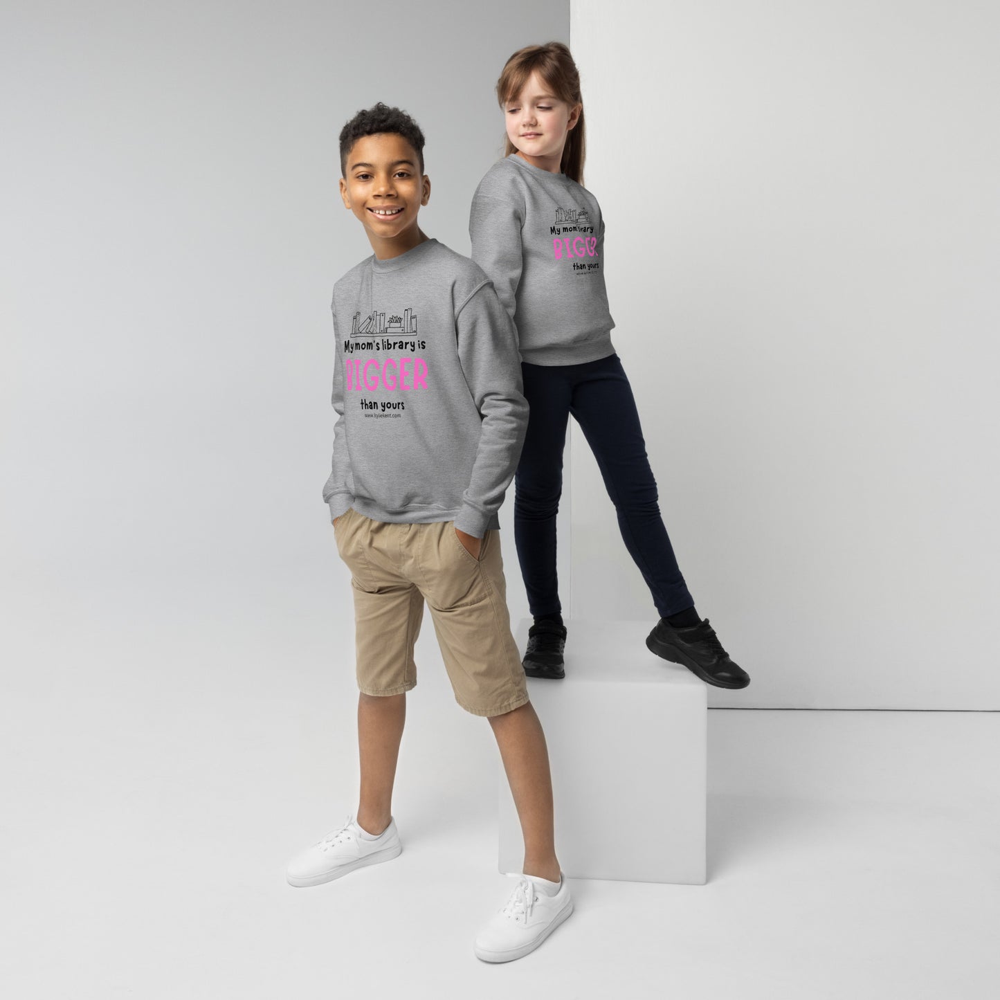 Mom's Library Youth crewneck sweatshirt