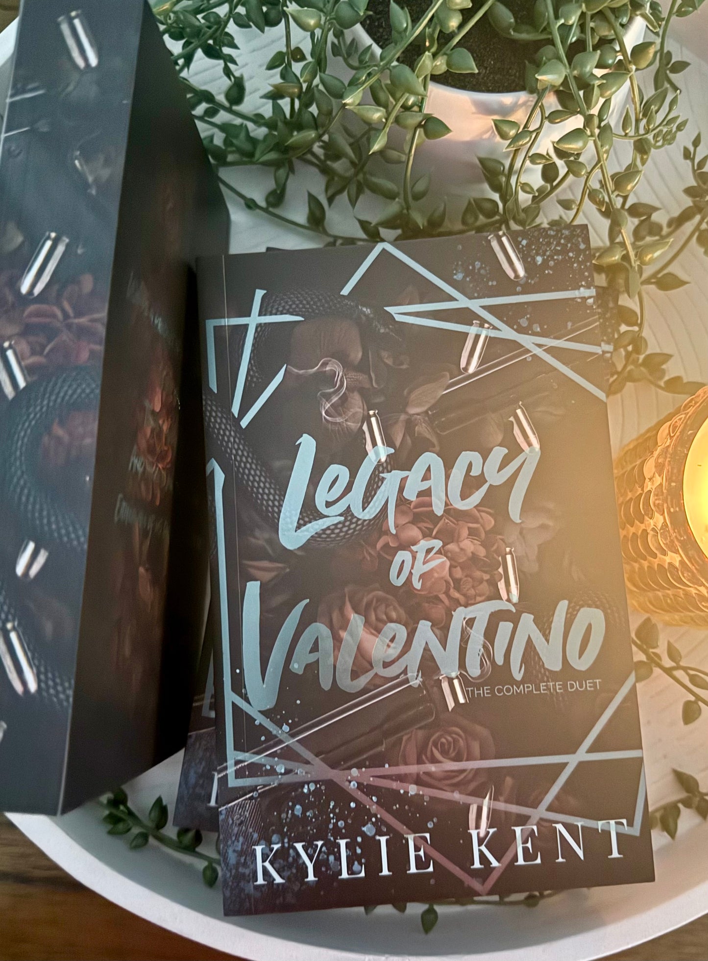 Special LIMITED Edition - Legacy of Valentino