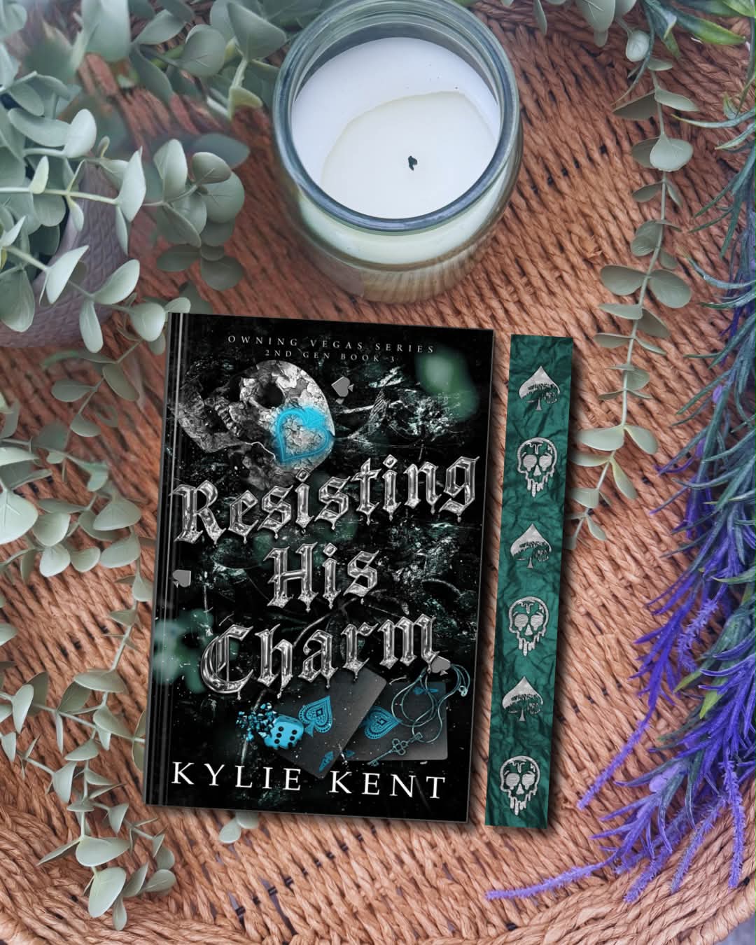 Resisting His Charm - Pre Order – Kylie Kent