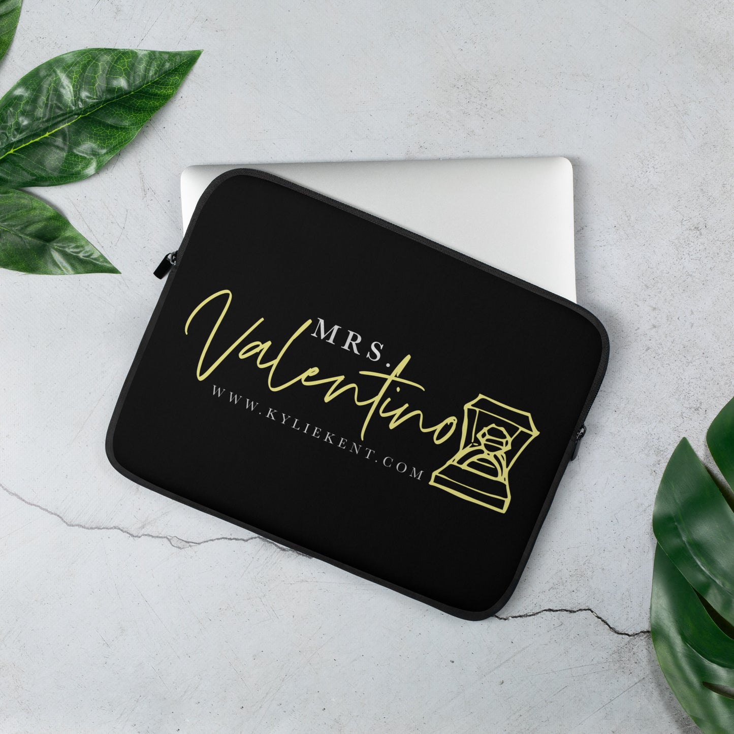 Mrs Valentino (Lola) Laptop Sleeve